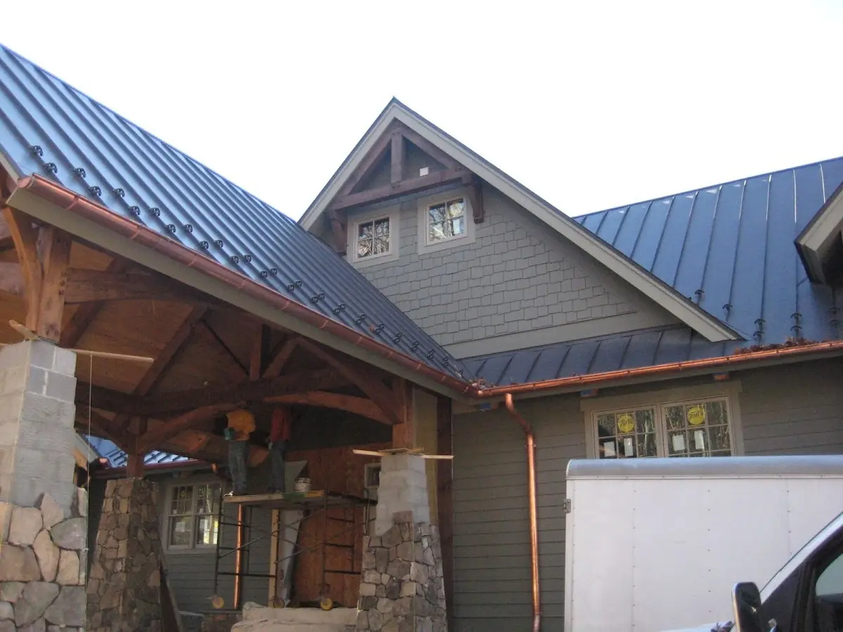 Craftsman Roofing team delivering quality roofing work in North Cromwell